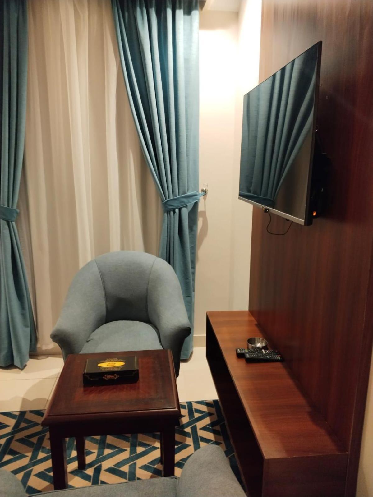 شقق اطلالة ابحر للشقق المخدومة Jeddah Exterior photo